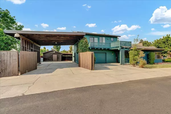 Woodlake, CA 93286,798 N Pepper Street