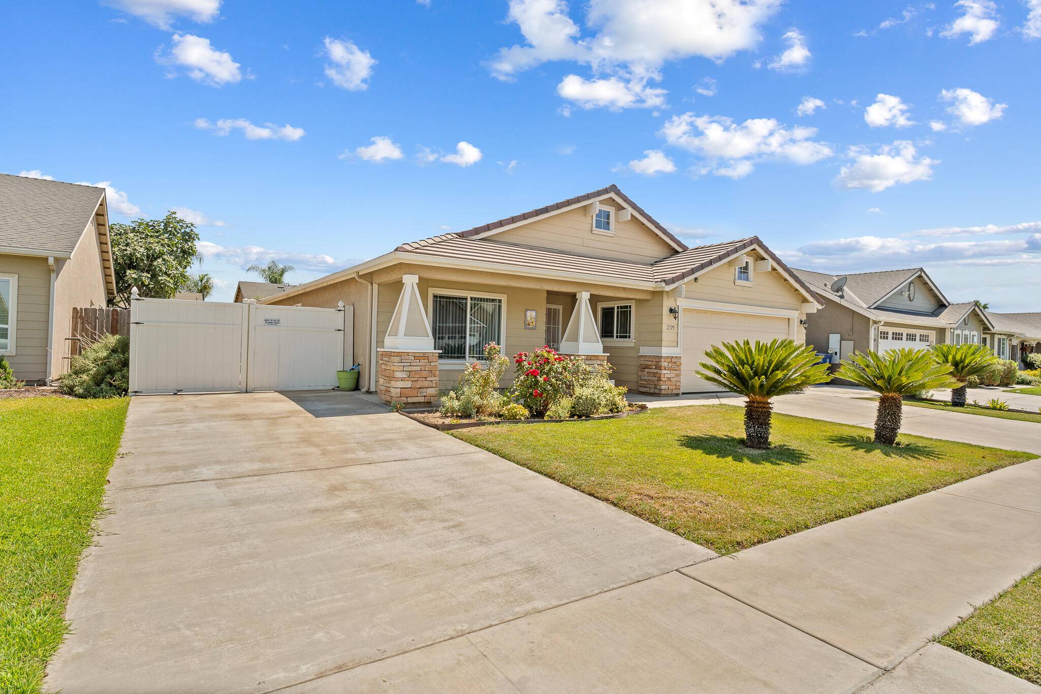 Tulare, CA 93274,2379 Tahoe Avenue