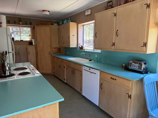 Camp Nelson, CA 93265,657 Loop Drive