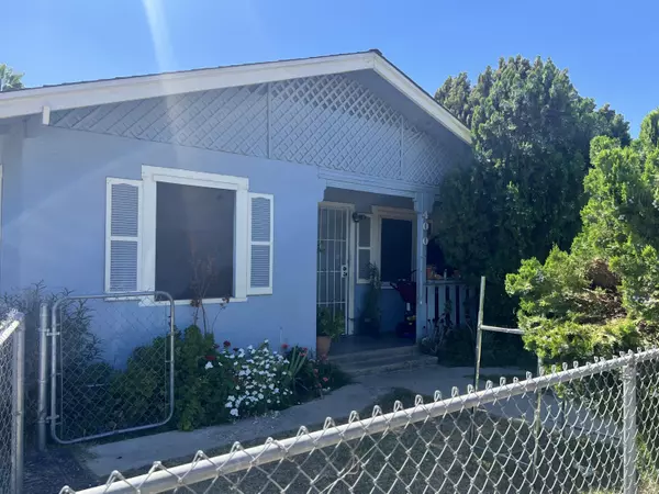 400 S I Street, Exeter, CA 93221