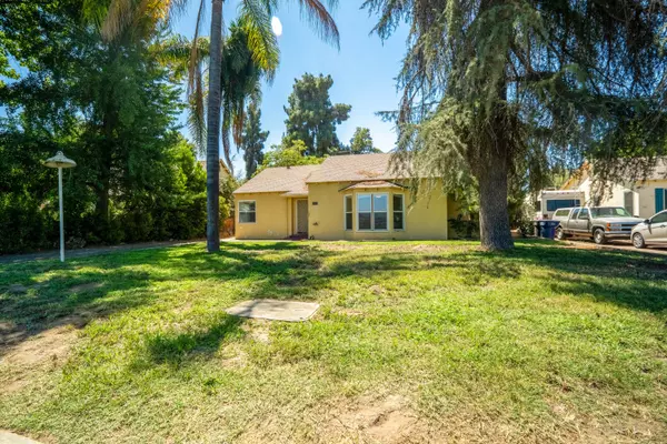 Tulare, CA 93274,895 E Cross Avenue