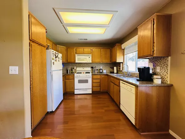 Porterville, CA 93257,1926 W Nancy Avenue