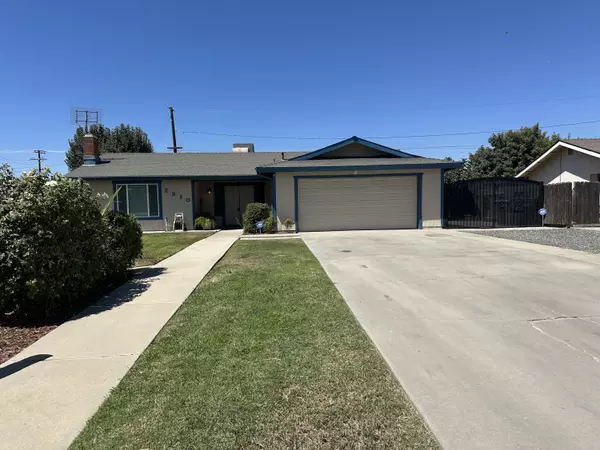 2310 W Owens Avenue, Tulare, CA 93274