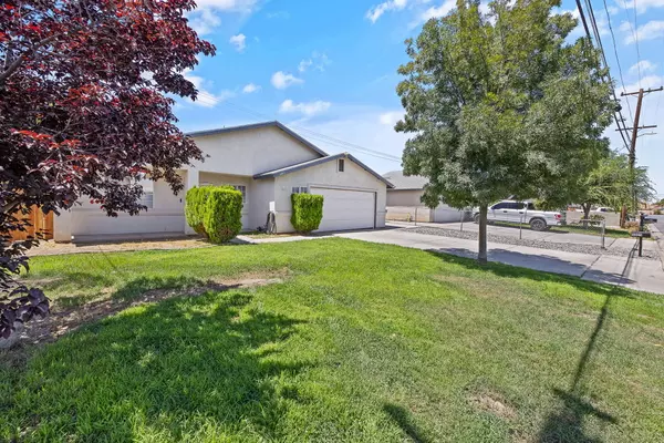 Bakersfield, CA 93304,5005 Centaur Street