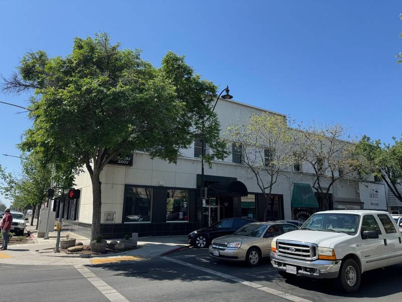 101-111 W Main Street, Visalia, CA 93291