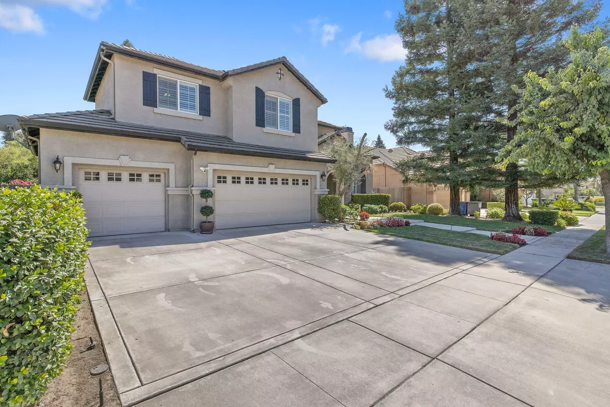 Visalia, CA 93291,5701 W Buena Vista Avenue
