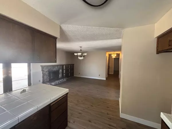 Tulare, CA 93274,1533 E Birch Avenue