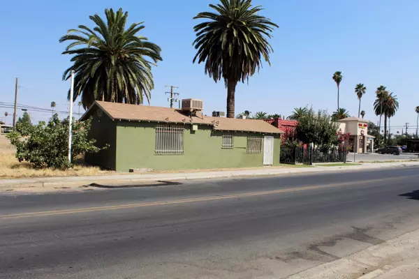 9540 Rd 236, Terra Bella, CA 93270