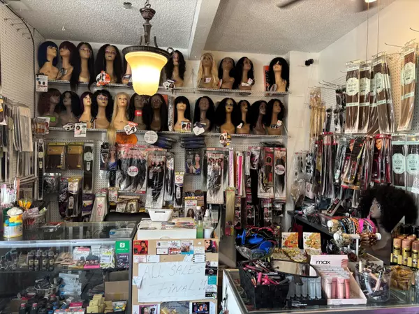 Tulare, CA 93274,1606 E Tulare Avenue