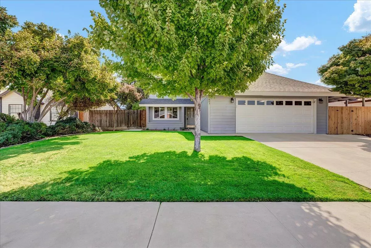 Exeter, CA 93221,803 N B Street