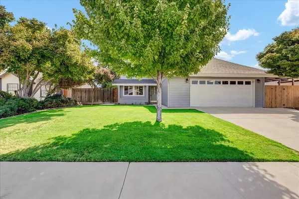 803 N B Street, Exeter, CA 93221