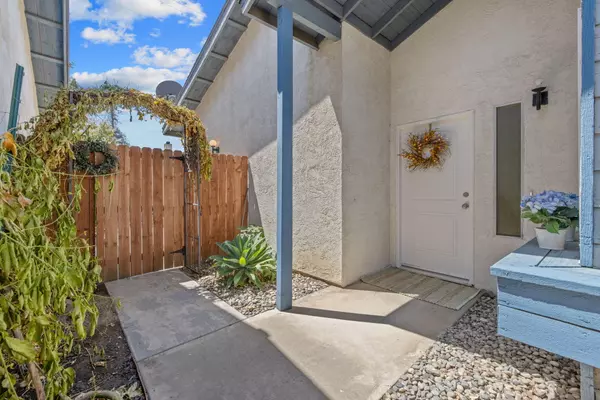 Visalia, CA 93292,1931 E Beech Avenue
