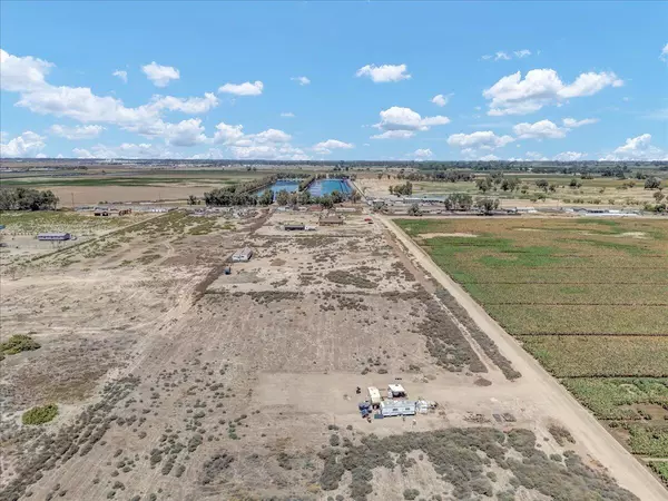 Lemoore, CA 93245,15084 18 1/2 #Lot #9