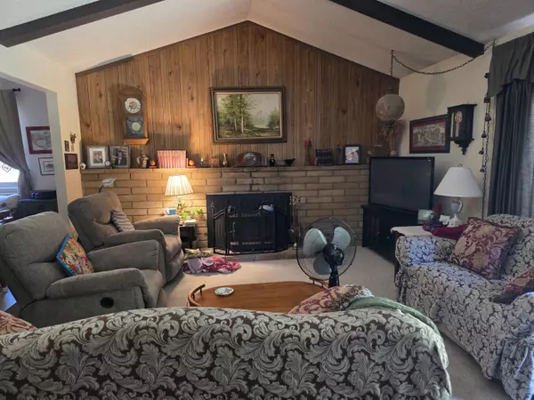 Clovis, CA 93611,1605 Scott Place