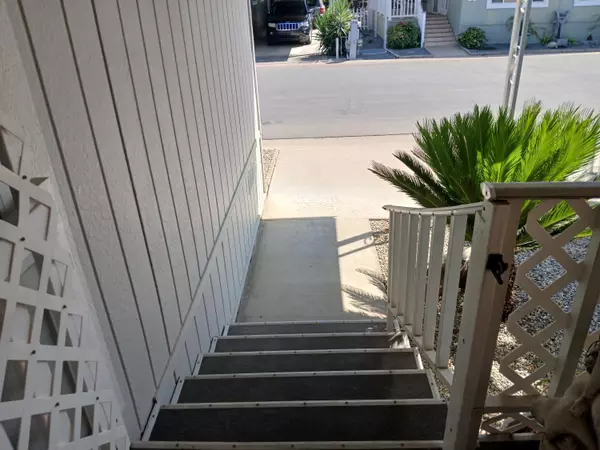 Tulare, CA 93274,2459 N Oaks Street #46