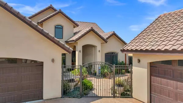 Visalia, CA 93292,1139 N Citrus Court