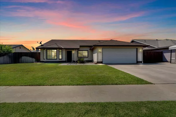 Lemoore, CA 93245,1395 Pine Drive