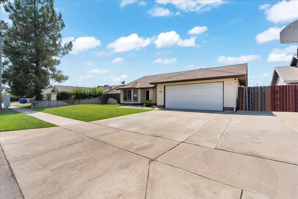 Lemoore, CA 93245,1395 Pine Drive
