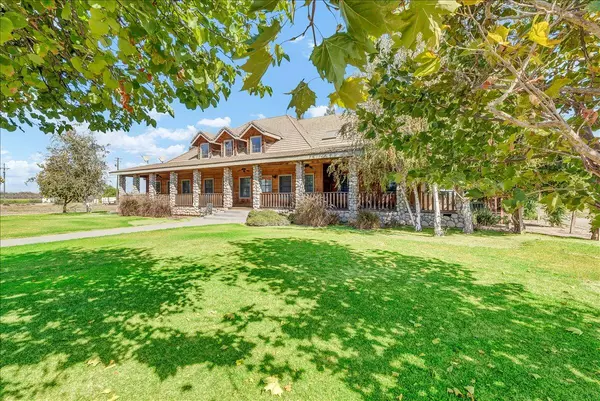 Laton, CA 93242,2462 Lewiston Avenue