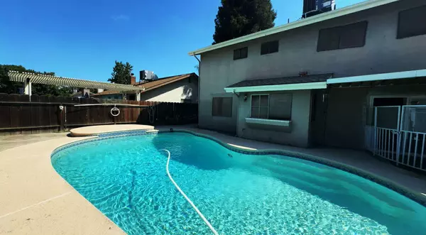 Tulare, CA 93274,1205 Jamestown Street