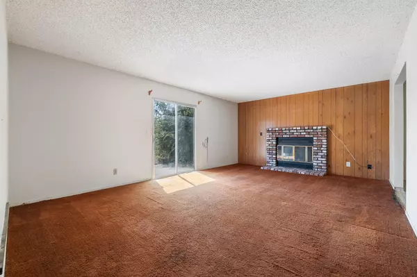 Fresno, CA 93722,5432 N Salinas Avenue