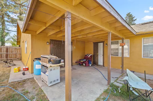 Tulare, CA 93274,1371 Pepperwood Street