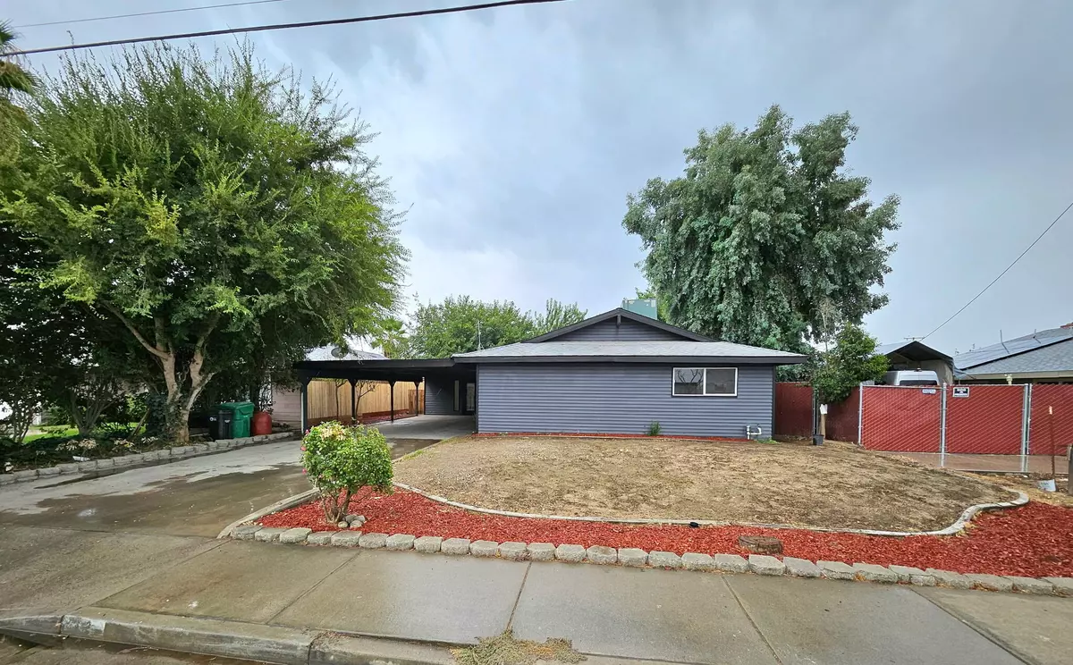 Porterville, CA 93257,829 Pioneer Ave Avenue