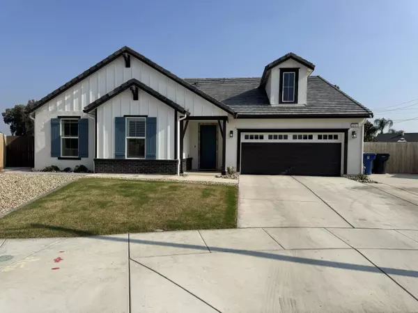 Tulare, CA 93274,176 N Ocean Court