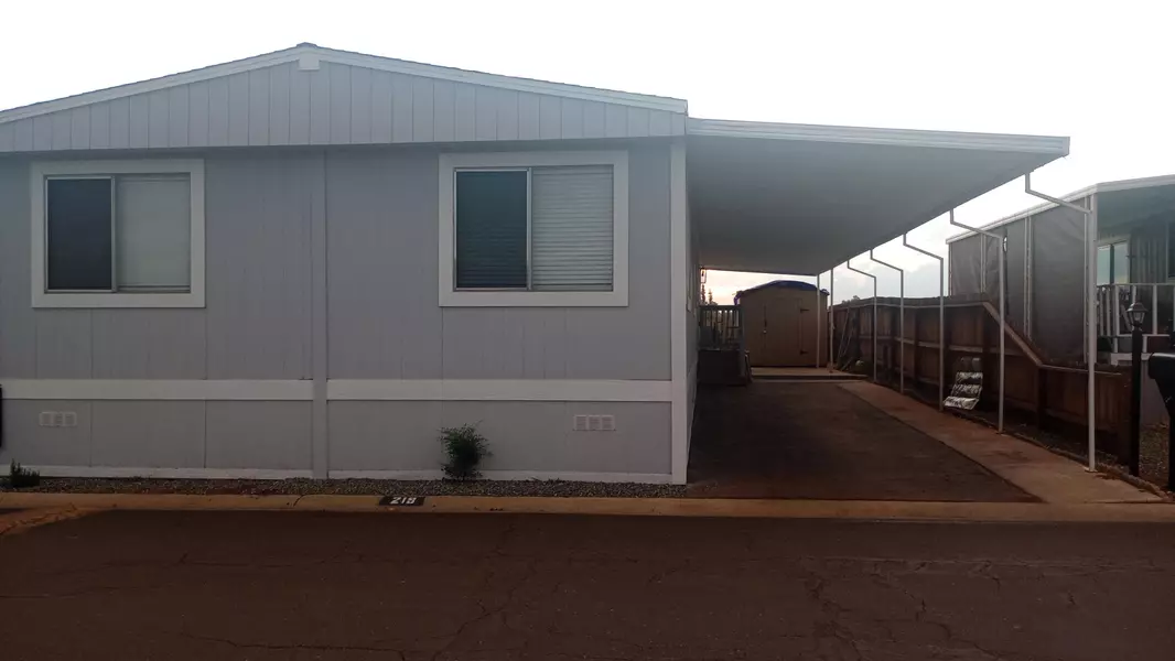 720 E Worth Space# 219 Avenue, Porterville, CA 93257