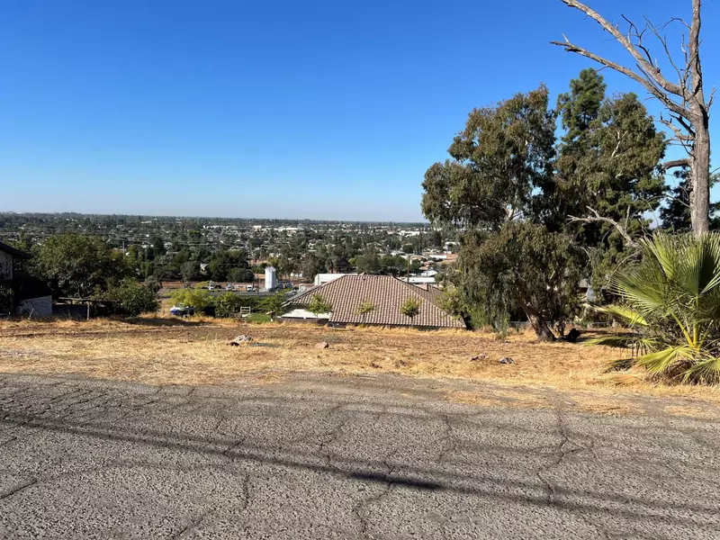 Highland Drive, Porterville, CA 93257