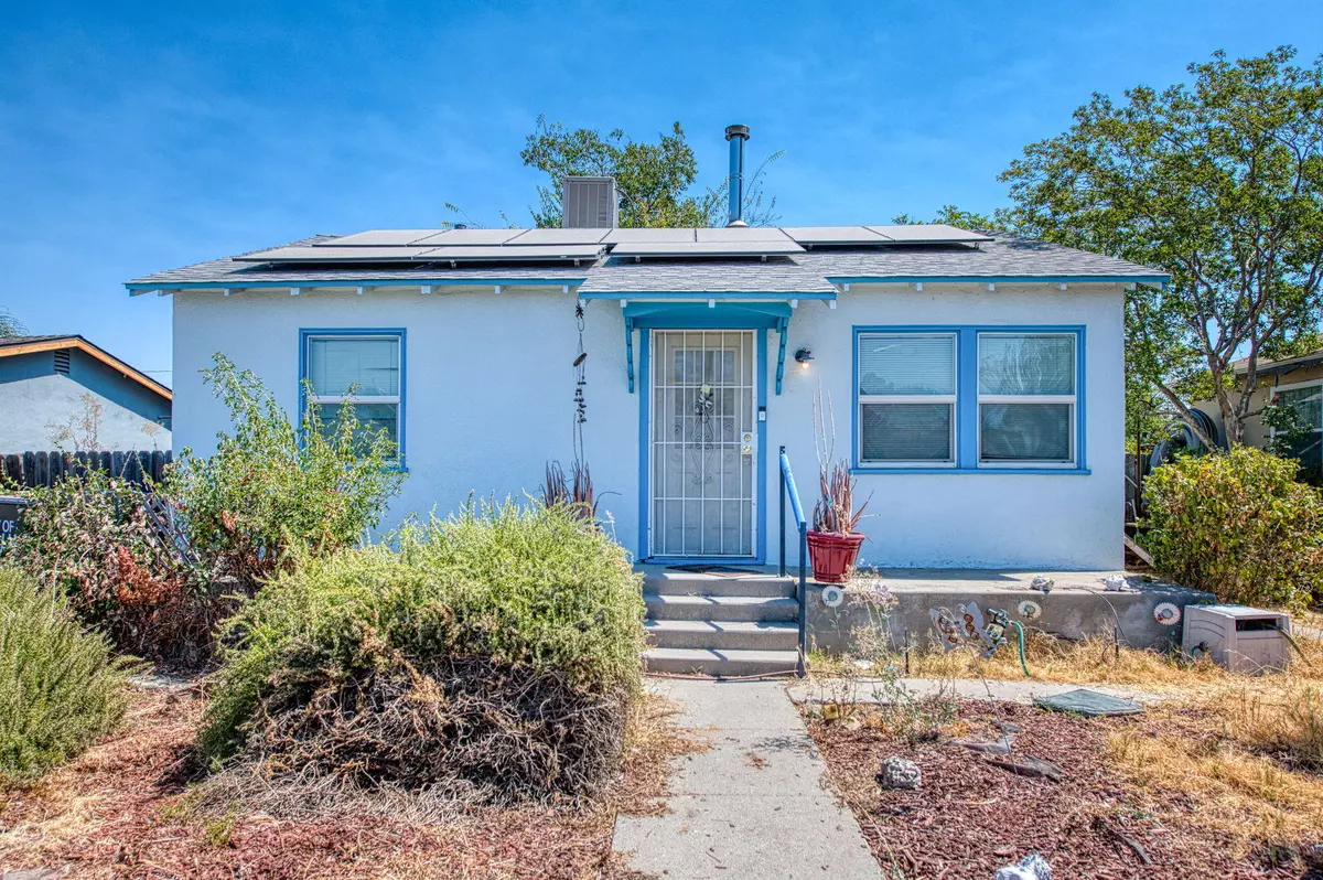 Visalia, CA 93292,908 S Clark Street