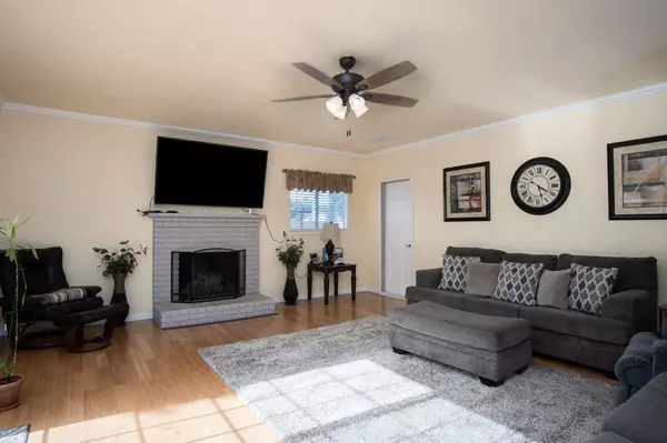 Porterville, CA 93257,579 N Villa Street