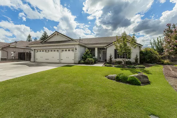 Reedley, CA 93654,571 E Evergreen Avenue