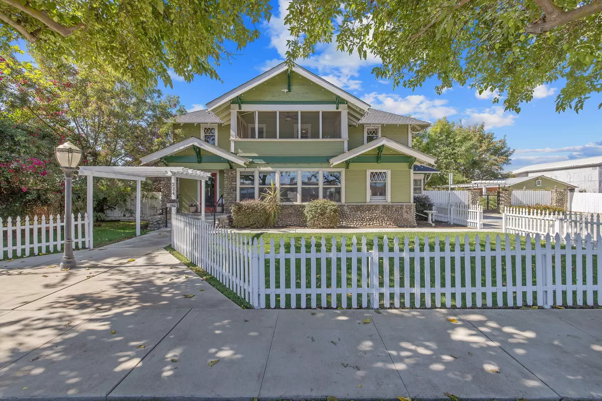 Exeter, CA 93221,224 N E Street