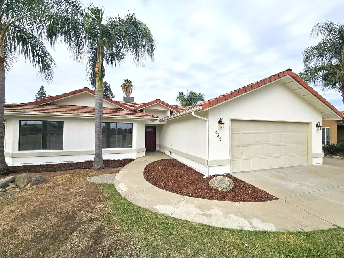 Visalia, CA 93292,825 N Manzanita Street