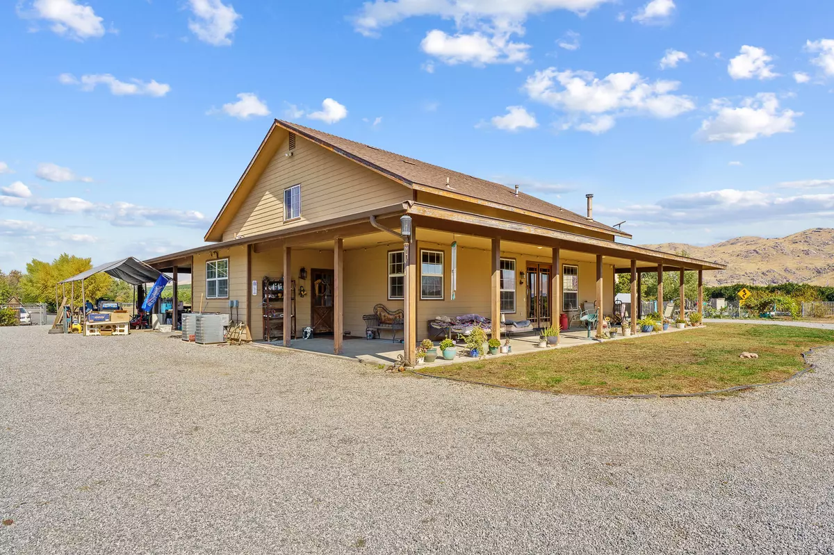 Lindsay, CA 93247,24279 Ave 224