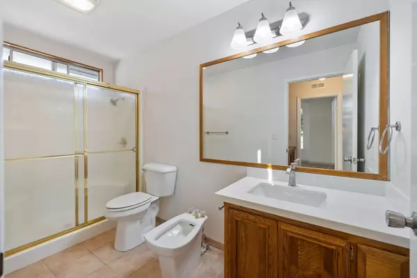 Visalia, CA 93277,4626 S Verde Vista Street