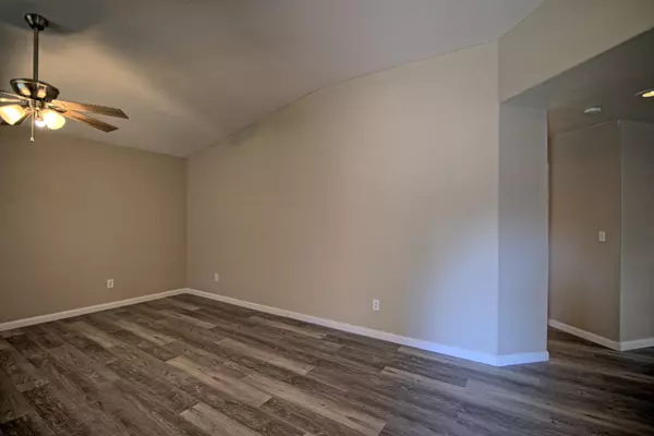 Visalia, CA 93291,4106 W Prospect Avenue