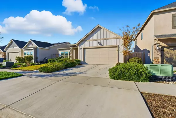 Hanford, CA 93230,2610 W Mallard Lane