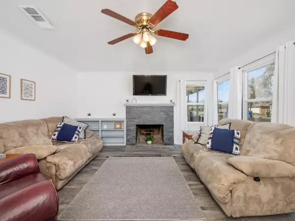 Hanford, CA 93230,209 W Cameron Street