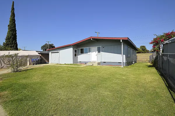 Porterville, CA 93257,950 E Thurman Avenue