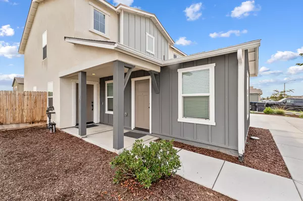 Visalia, CA 93292,1109 E Elkhorn Avenue