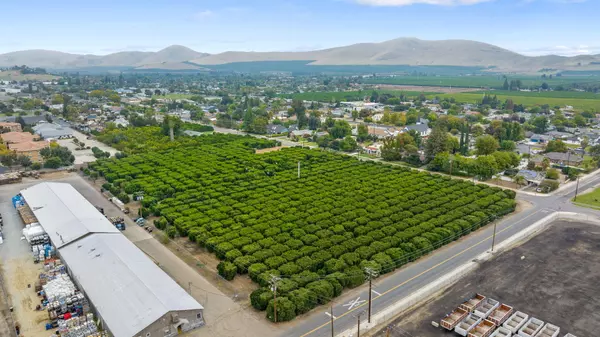 Lindsay, CA 93247,S Harvard Avenue