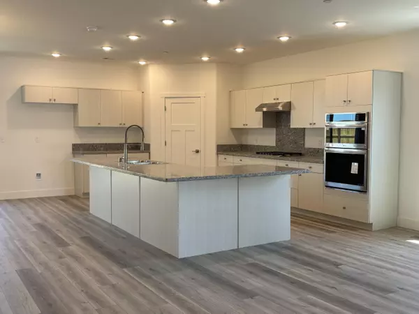 Madera, CA 93637,3803 Via Santa Barbara