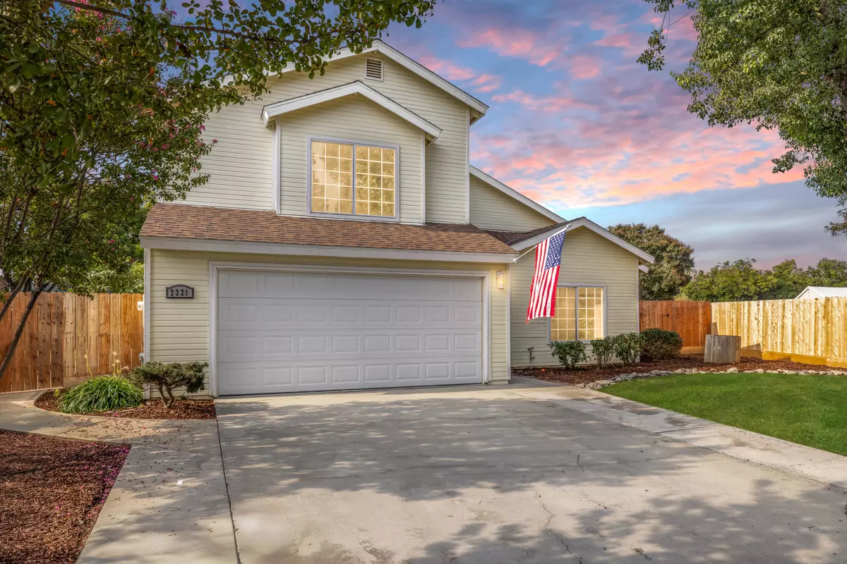 Visalia, CA 93292,2321 N Michael Street