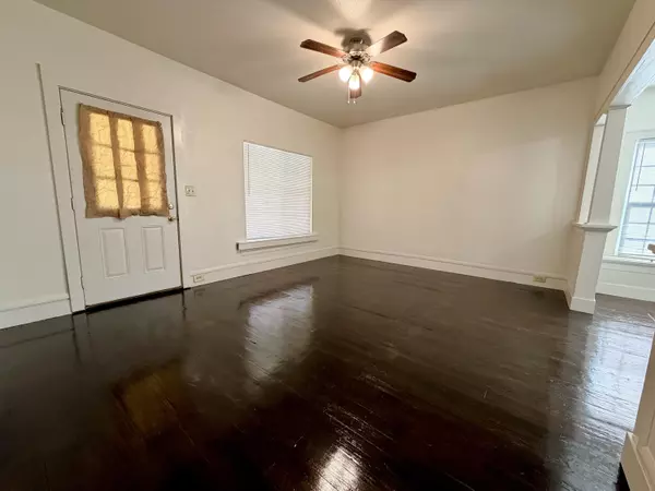 Exeter, CA 93221,314 N D Street