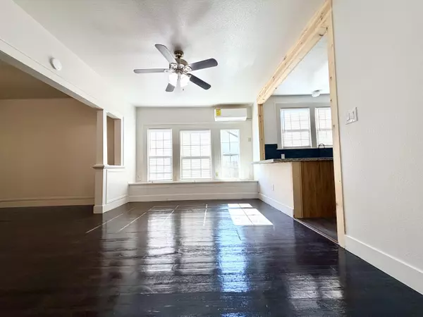 Exeter, CA 93221,314 N D Street