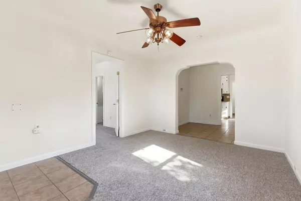 Visalia, CA 93277,1416 S Court St Street