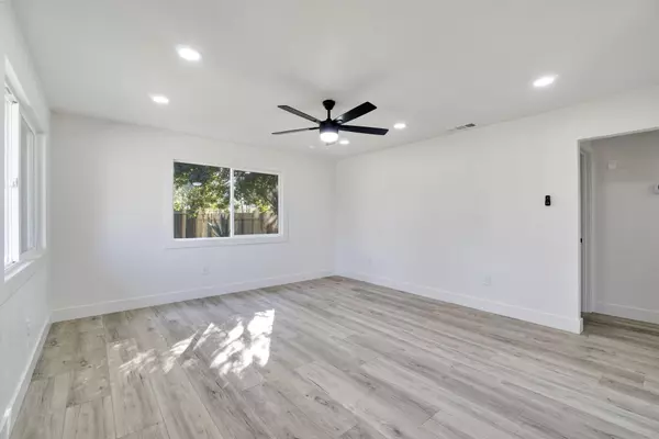 Madera, CA 93637,26958 John F Kennedy Court