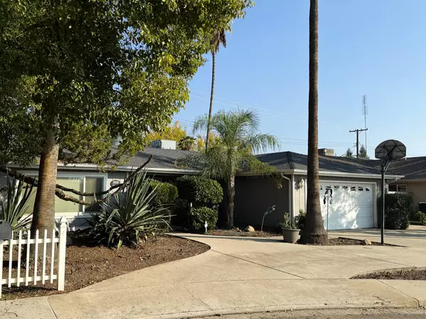 Visalia, CA 93277,2030 S Woodland Street